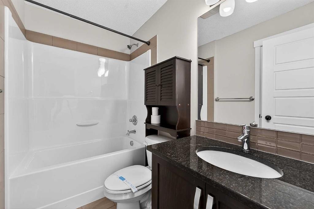 13015 Coventry Hills Way Ne, Calgary, AB - Indoor Photo Showing Bathroom