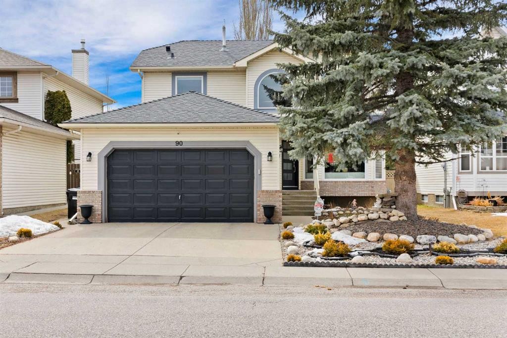90 Riverview Circle Se, Calgary, AB - Outdoor