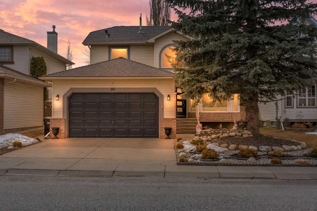 90 Riverview Circle Se, Calgary, AB - Outdoor