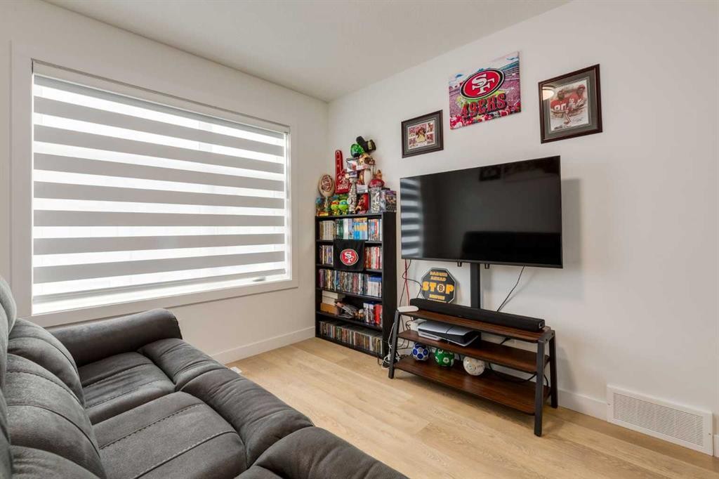 94-903 Mahogany Boulevard Se, Calgary, AB - Indoor
