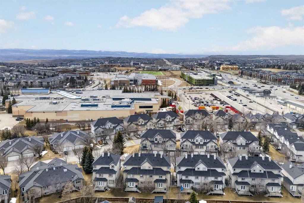 34 Simcoe Place Sw, Calgary, AB - Outdoor With View