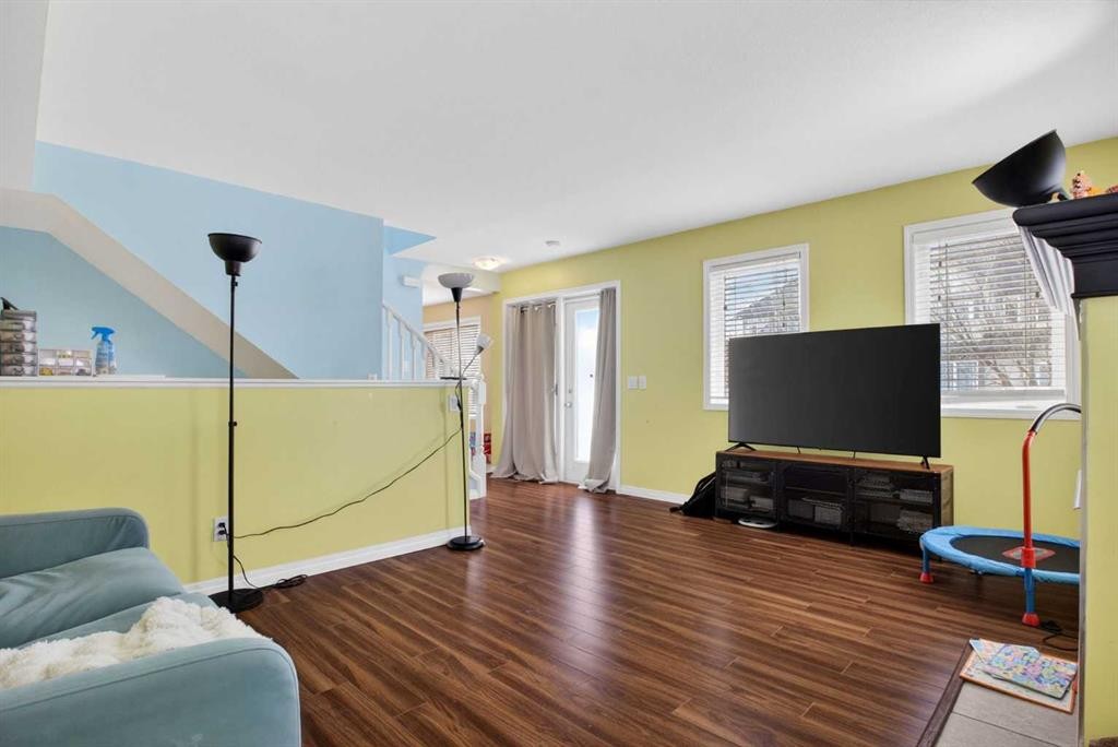 34 Simcoe Place Sw, Calgary, AB - Indoor