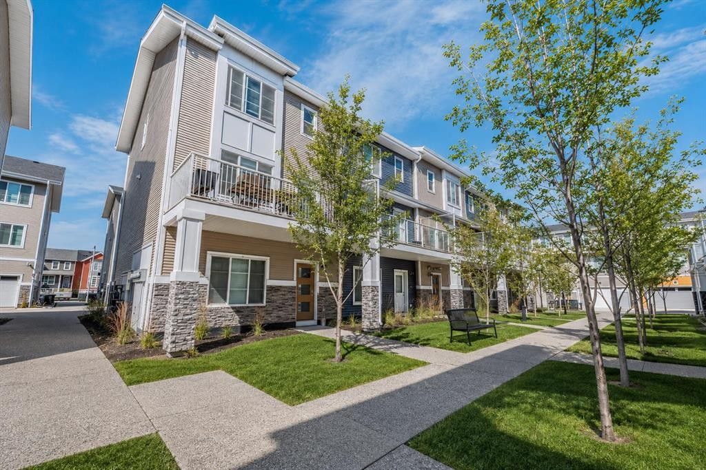 310-669 Savanna Boulevard Ne, Calgary, AB - Outdoor With Balcony With Facade