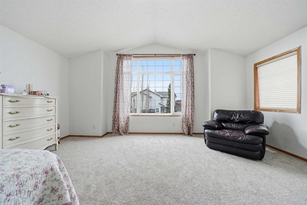 62 New Brighton Circle Se, Calgary, AB - Indoor Photo Showing Bedroom