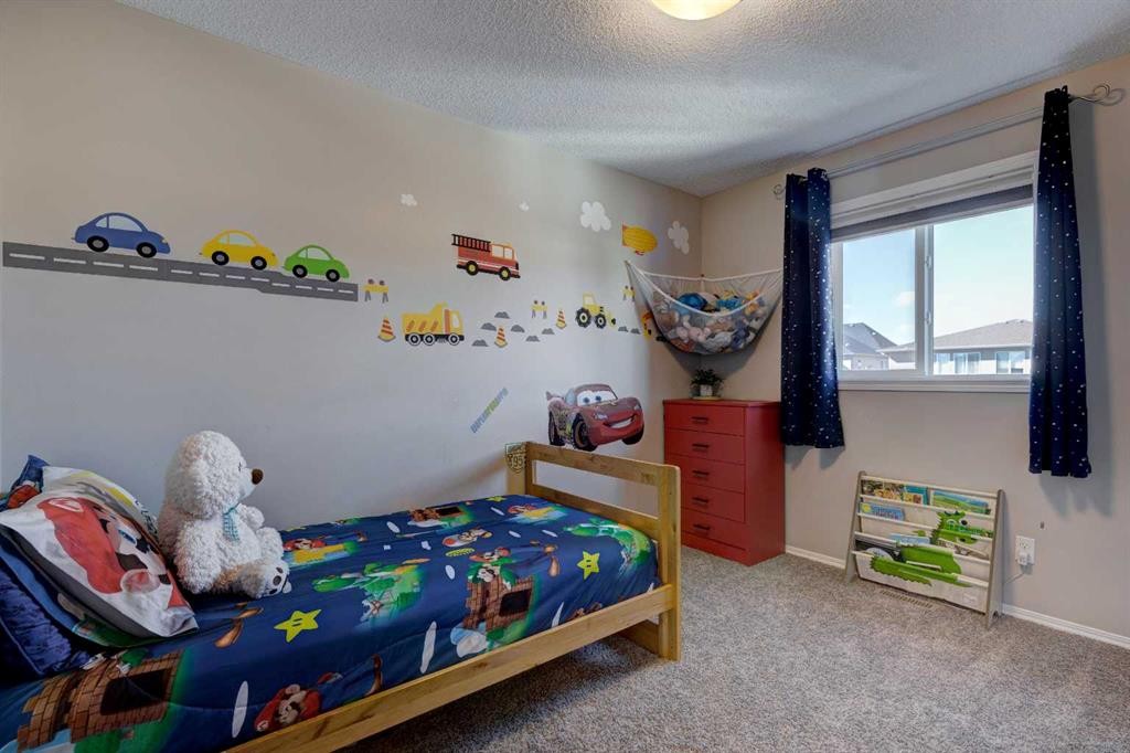 55 Legacy Crescent Se, Calgary, AB - Indoor Photo Showing Bedroom