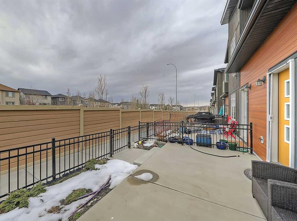 126 Sage Bluff Circle Nw, Calgary, AB - Outdoor
