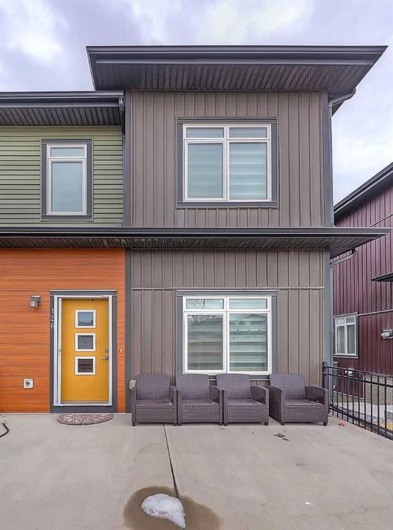 126 Sage Bluff Circle Nw, Calgary, AB - Outdoor With Exterior
