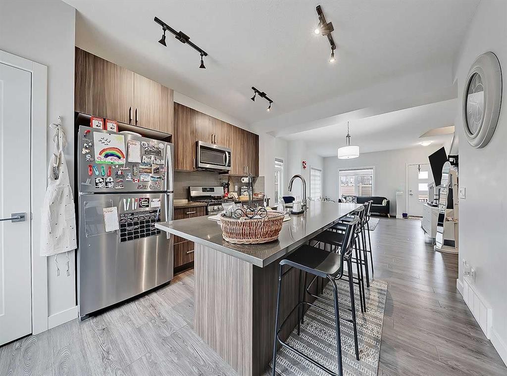 126 Sage Bluff Circle Nw, Calgary, AB - Indoor Photo Showing Kitchen With Stainless Steel Kitchen With Upgraded Kitchen