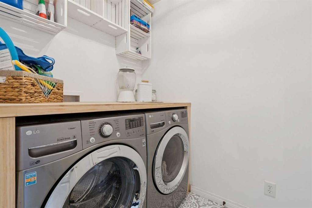 144 Canals Circle Sw, Airdrie, AB - Indoor Photo Showing Laundry Room