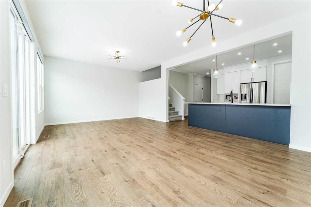 13 Calhoun Crescent Ne, Calgary, AB - Indoor