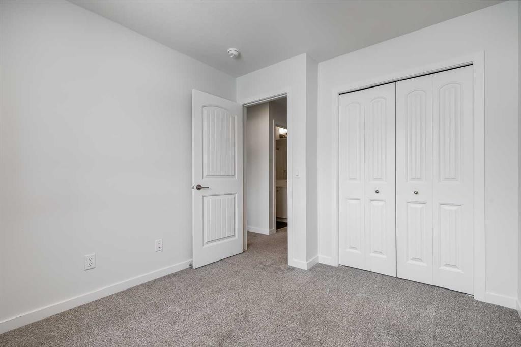 111 Marmot Way Nw, Calgary, AB - Indoor