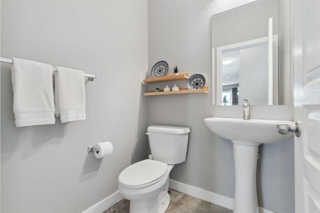 66 Skyview Ranch Crescent Ne, Calgary, AB - Indoor Photo Showing Bathroom