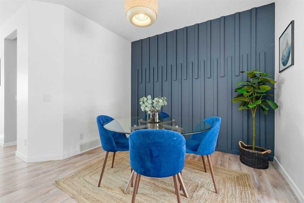 45 Copperpond Avenue Se, Calgary, AB - Indoor Photo Showing Other Room