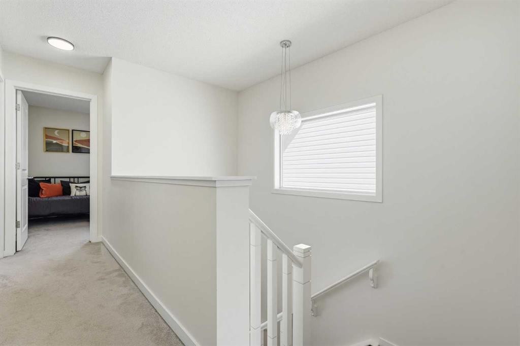 45 Copperpond Avenue Se, Calgary, AB - Indoor Photo Showing Other Room