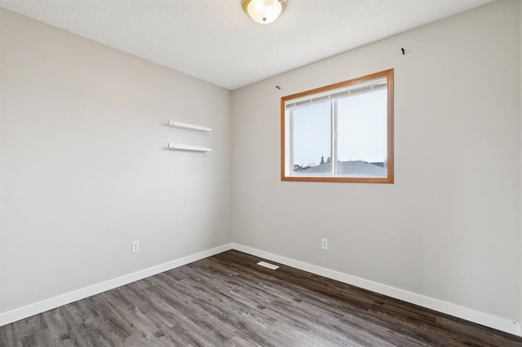 87 Cimarron Meadows Way, Okotoks, AB - Indoor Photo Showing Other Room