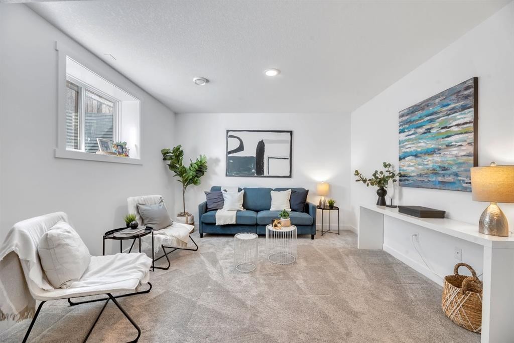 485 Legacy Boulevard Se, Calgary, AB - Indoor