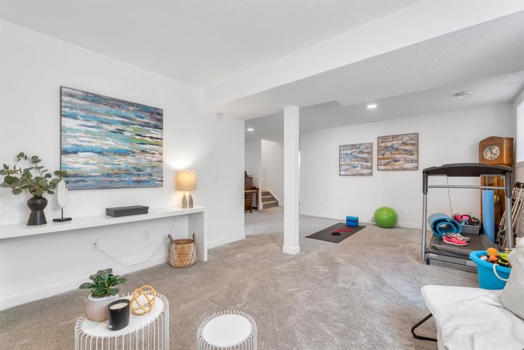 485 Legacy Boulevard Se, Calgary, AB - Indoor