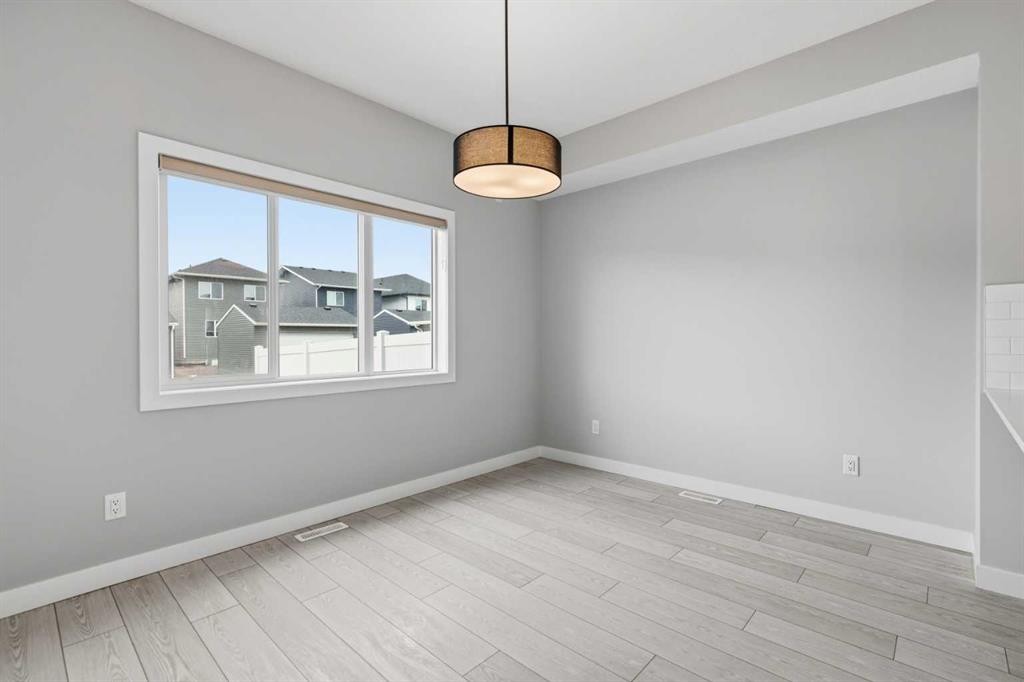 592 Dawson Drive, Chestermere, AB - Indoor Photo Showing Other Room