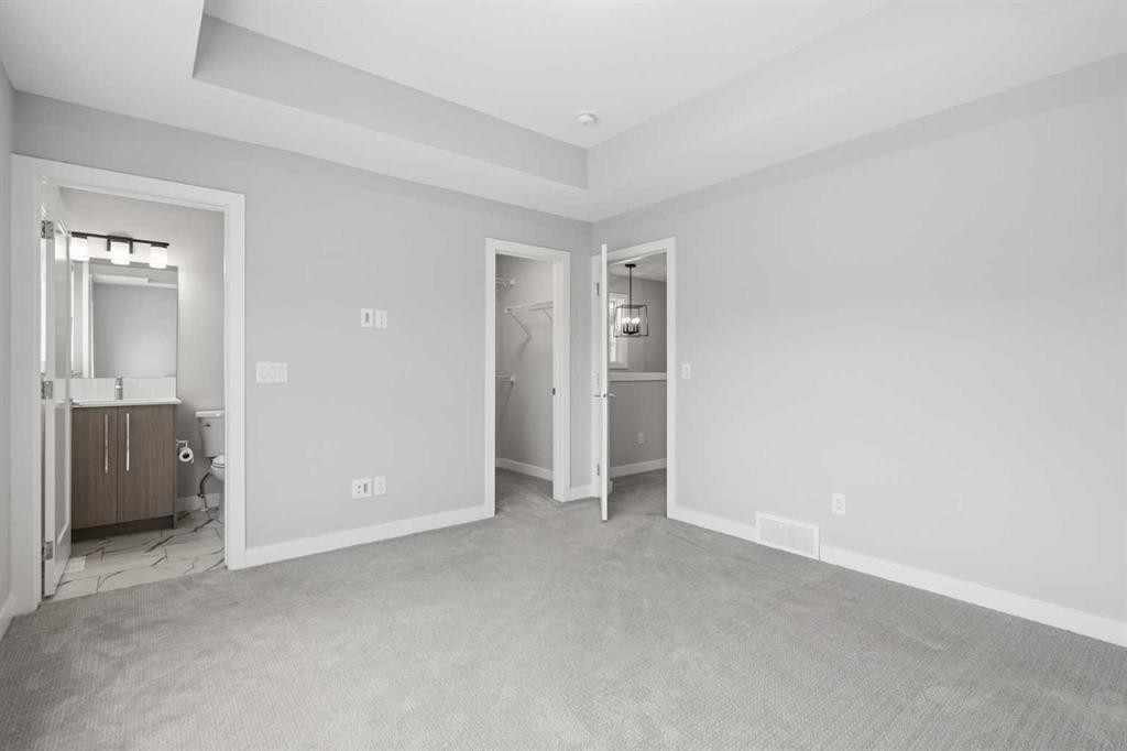 592 Dawson Drive, Chestermere, AB - Indoor Photo Showing Other Room