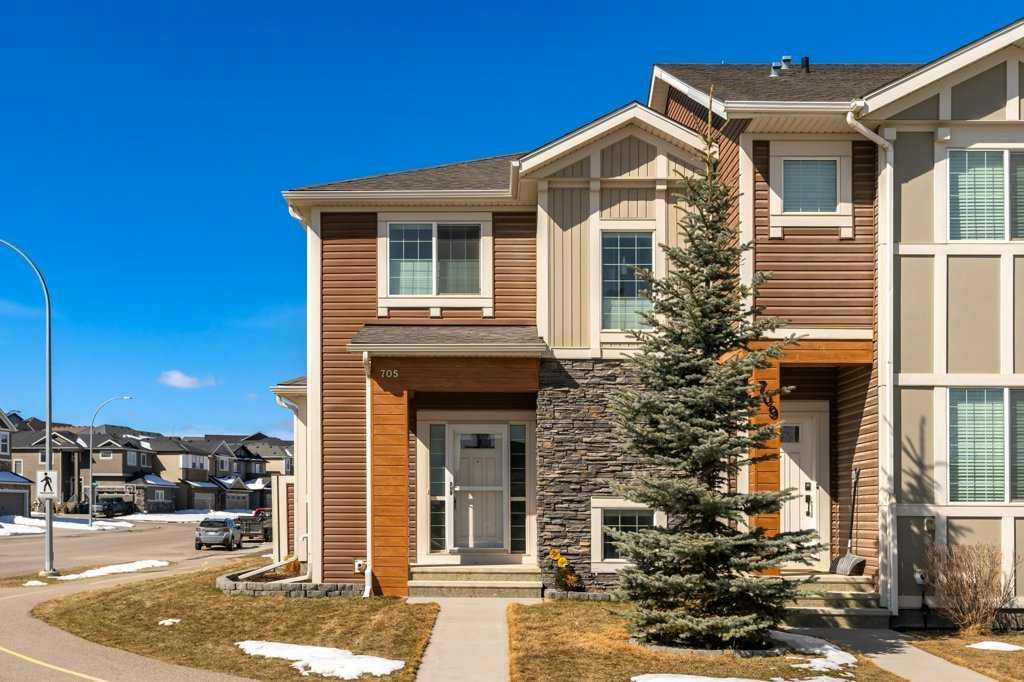 705 Nolan Hill Boulevard Nw, Calgary, AB - Outdoor With Facade