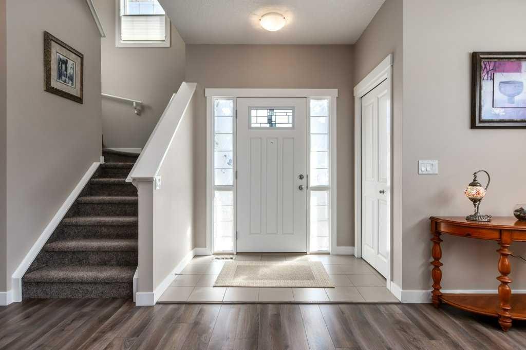 705 Nolan Hill Boulevard Nw, Calgary, AB - Indoor Photo Showing Other Room