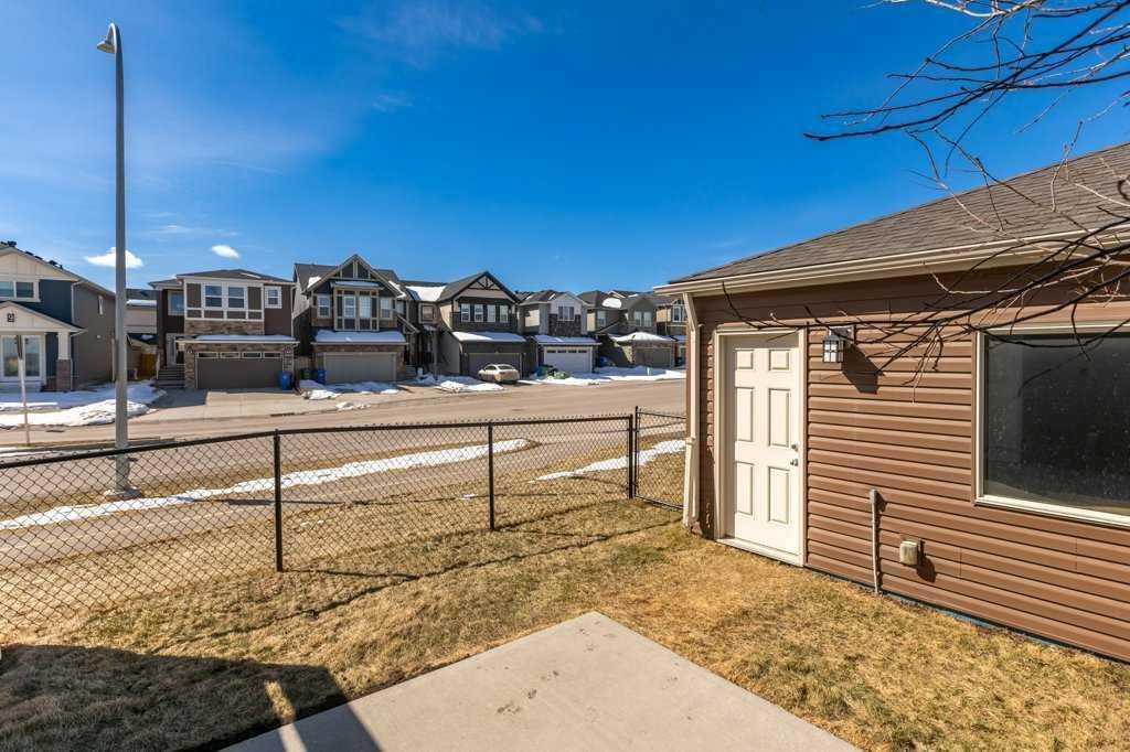 705 Nolan Hill Boulevard Nw, Calgary, AB - Outdoor