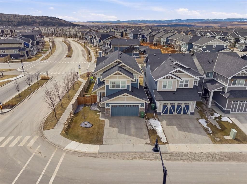 3 Sundown Crescent, Cochrane, AB - Outdoor With Facade