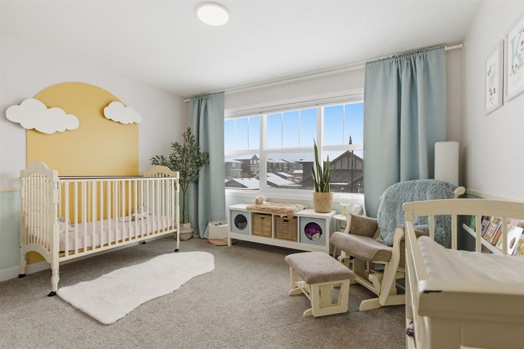 3 Sundown Crescent, Cochrane, AB - Indoor Photo Showing Bedroom