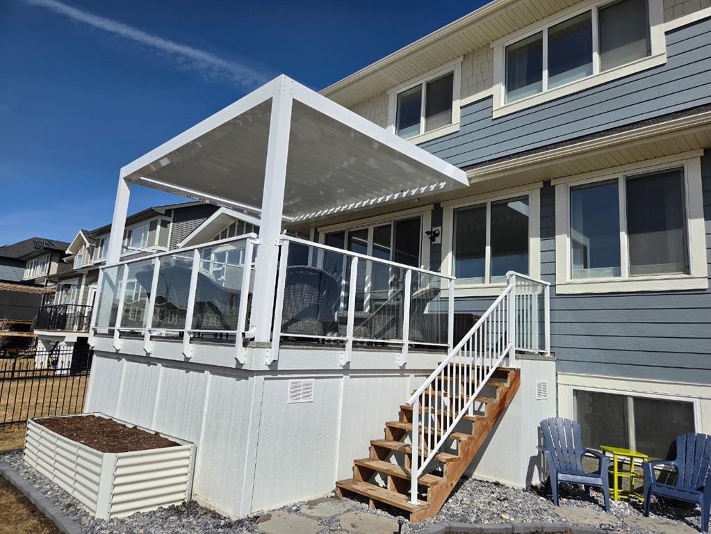 3 Sundown Crescent, Cochrane, AB - Outdoor