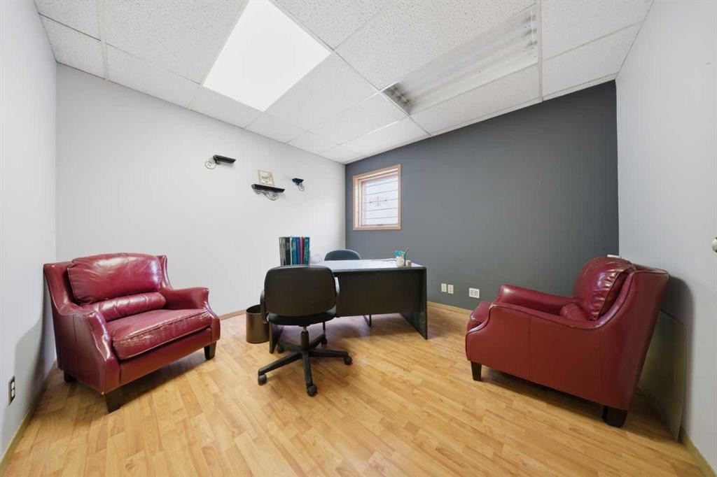 122 2 Avenue, Strathmore, AB