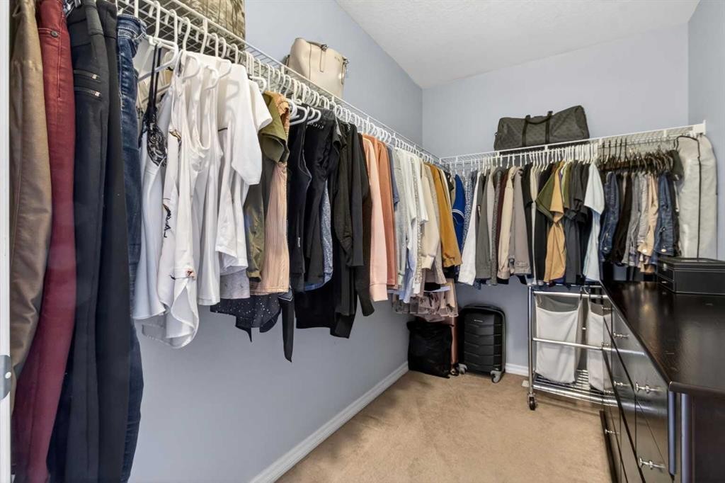 216 Royal Crest View Nw, Calgary, AB - Indoor With Storage