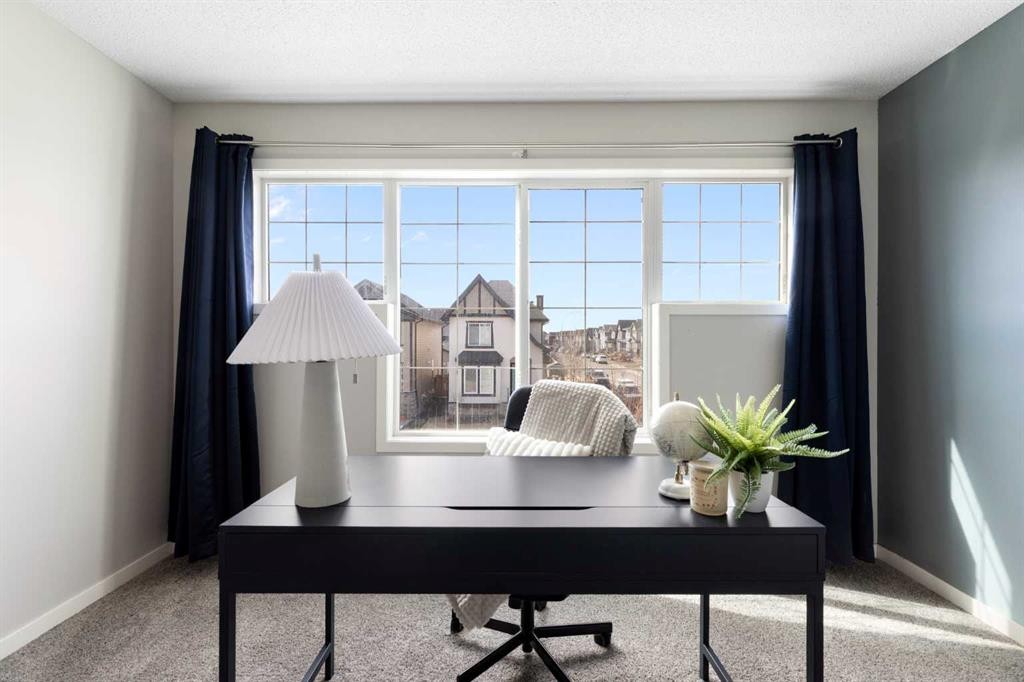 44 Marquis Link Se, Calgary, AB - Indoor Photo Showing Office