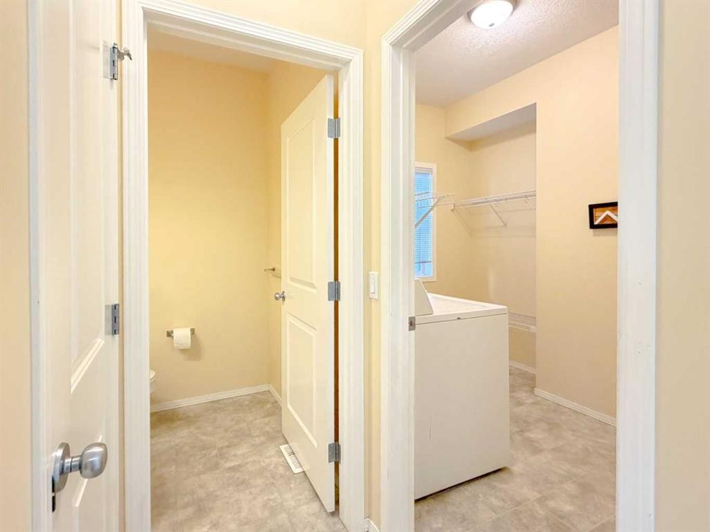 21 Panamount Hill Nw, Calgary, AB - Indoor