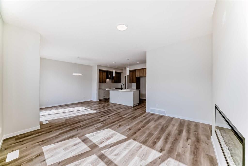 1069 Sawgrass Link Nw, Airdrie, AB - Indoor