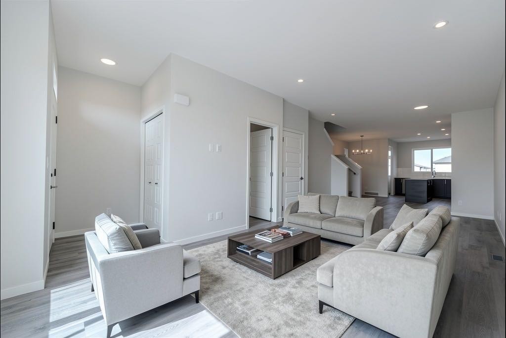 90 Edith Green Nw, Calgary, AB