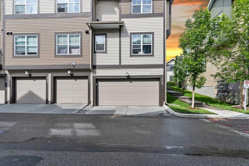 319 Mckenzie Towne Square Se, Calgary, AB - Outdoor