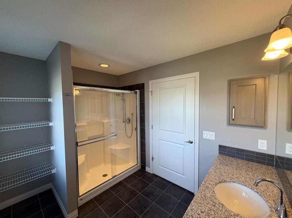 119 Auburn Bay Avenue Se, Calgary, AB - Indoor Photo Showing Bathroom