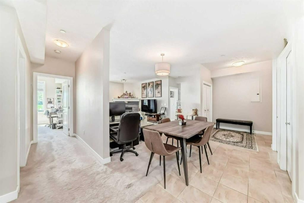 210-1005A Westmount Drive, Strathmore, AB - Indoor