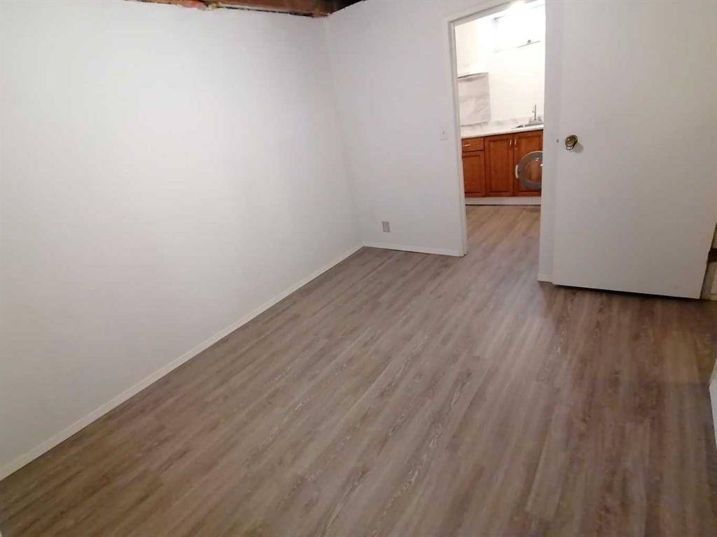 22 Whitman Close Ne, Calgary, AB - Indoor Photo Showing Other Room