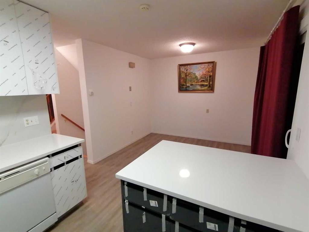 22 Whitman Close Ne, Calgary, AB - Indoor