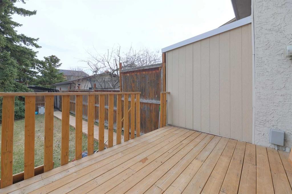 6501 Coach Hill Road Sw, Calgary, AB - Outdoor With Deck Patio Veranda With Exterior