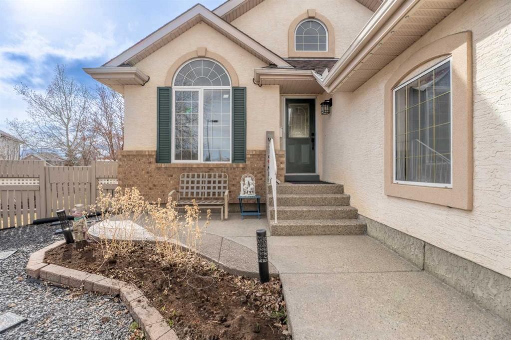 30 Cranston Place Se, Calgary, AB - Outdoor
