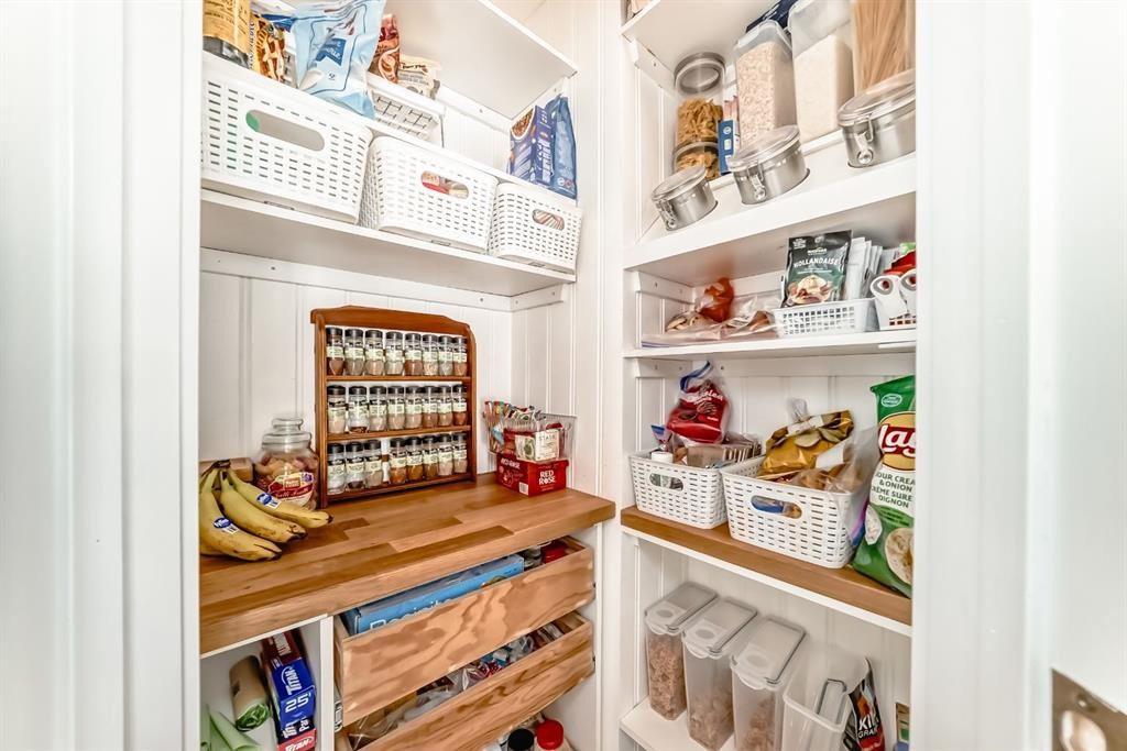 45 Hidden Hills Way Nw, Calgary, AB - Indoor