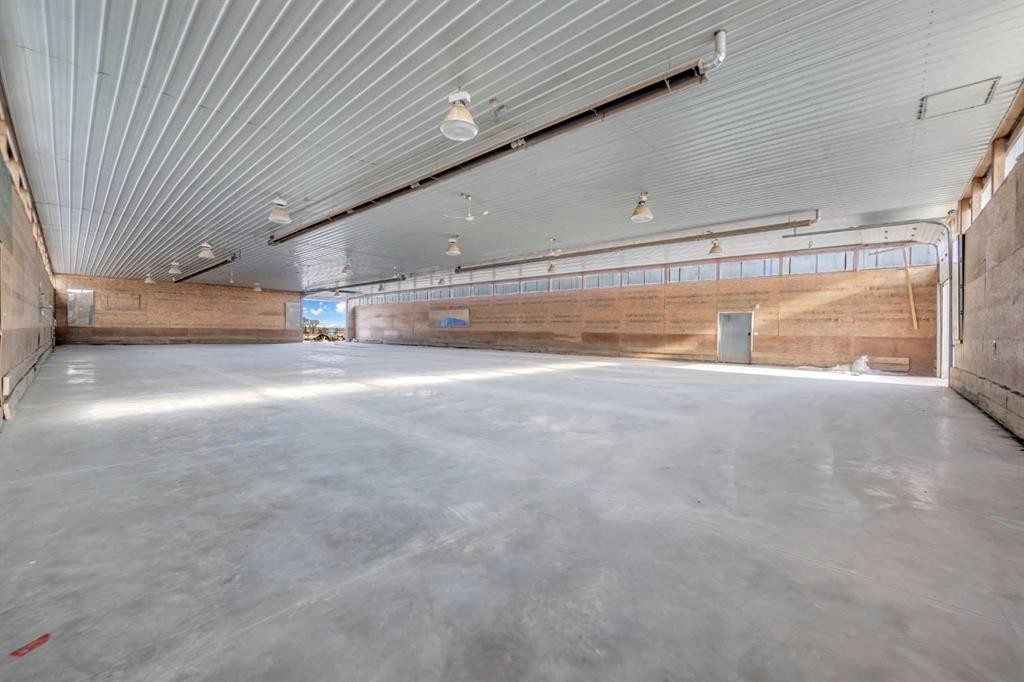 255192 Range Road 282, Delacour, AB -