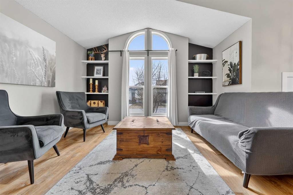 189 Copperfield Gardens Se, Calgary, AB - Indoor