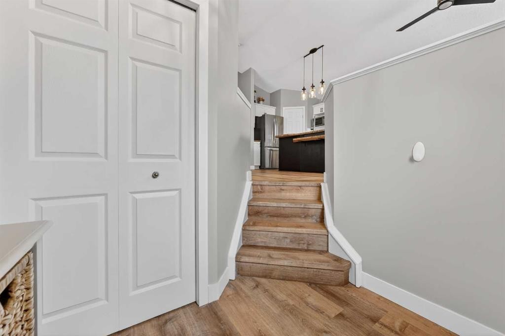 189 Copperfield Gardens Se, Calgary, AB - Indoor Photo Showing Other Room