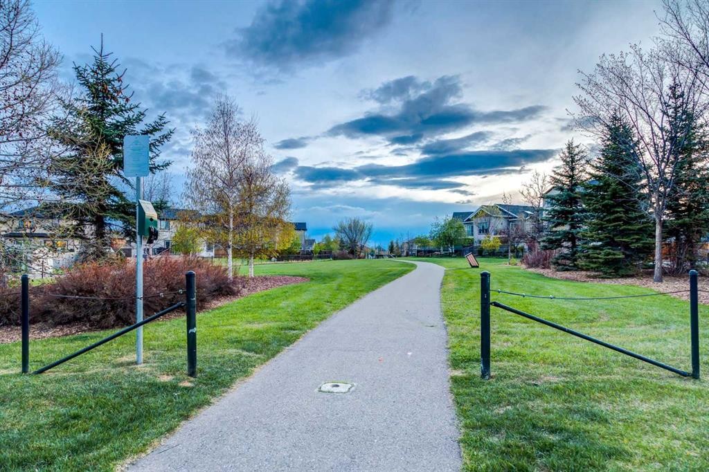 123 Drake Landing Loop, Okotoks, AB