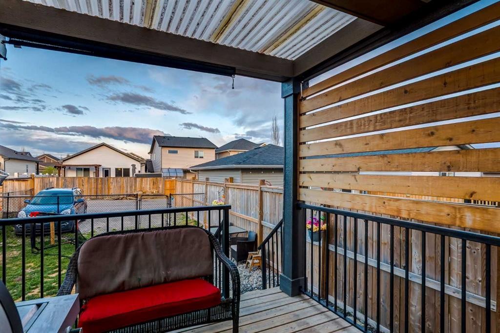 123 Drake Landing Loop, Okotoks, AB