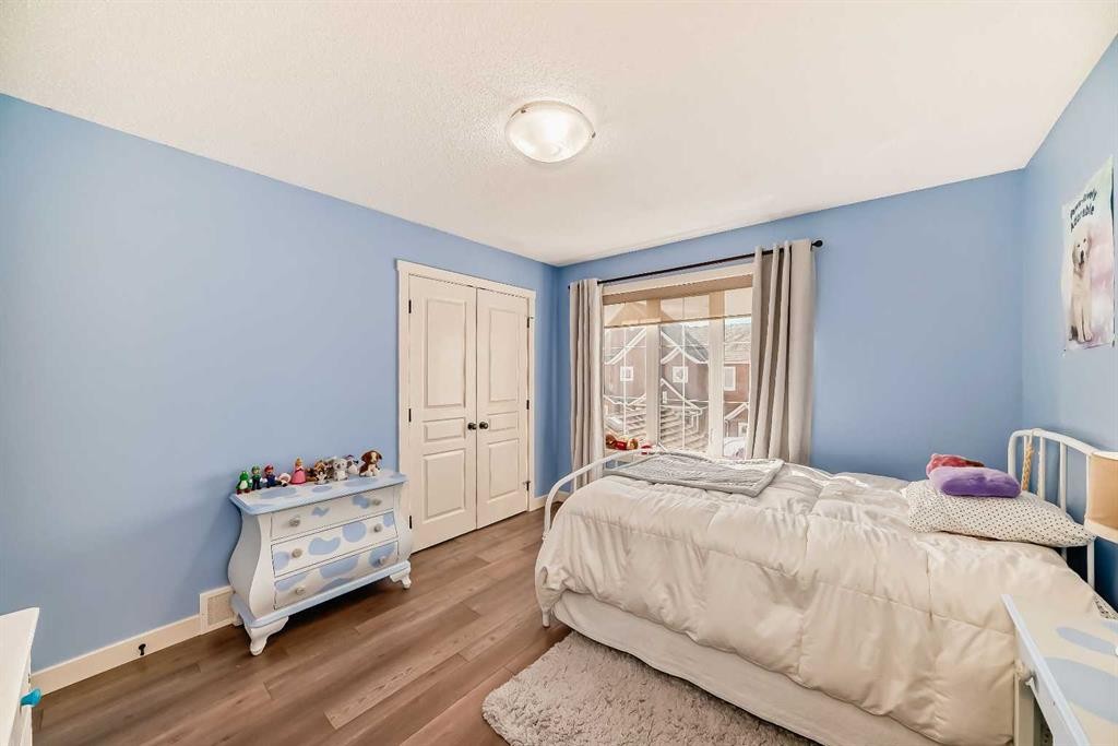 73 Cranleigh Heath Se, Calgary, AB