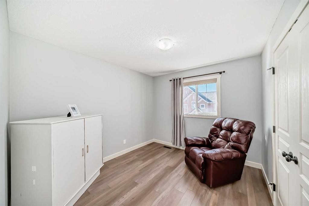 73 Cranleigh Heath Se, Calgary, AB